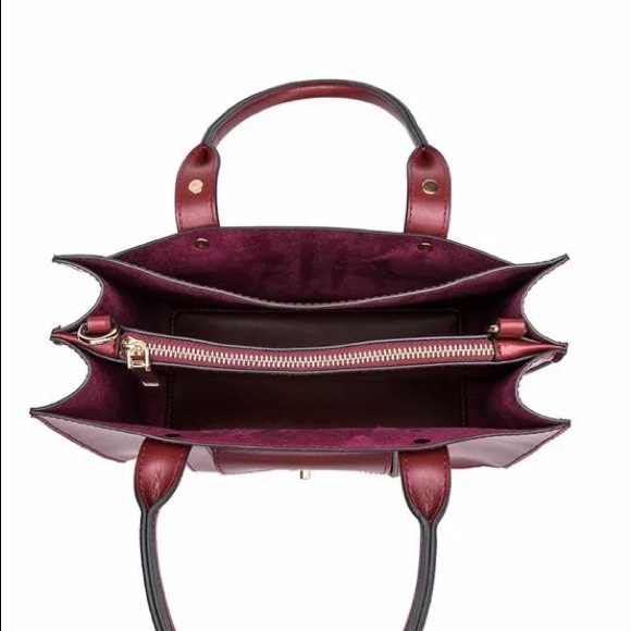 *SOLD * KHLOE SHOULDER BA - Picture 5 of 5